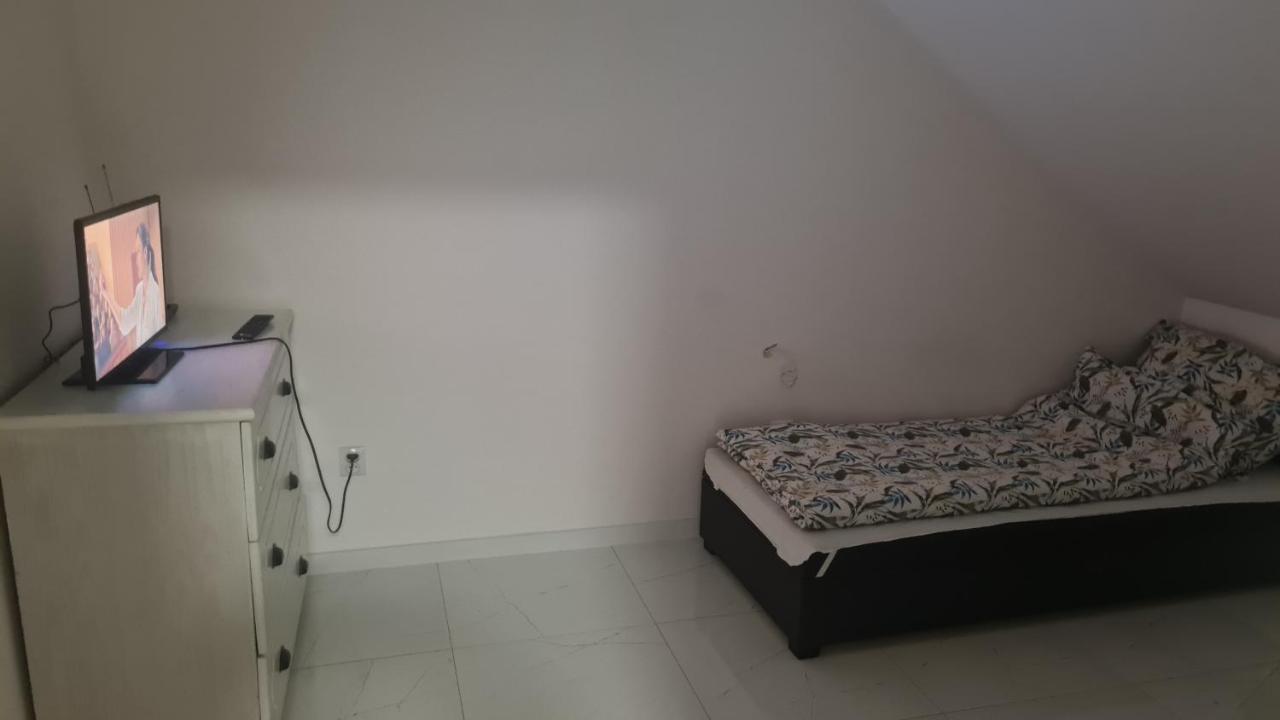 Naworol 5 Apartamento Estetino Exterior foto